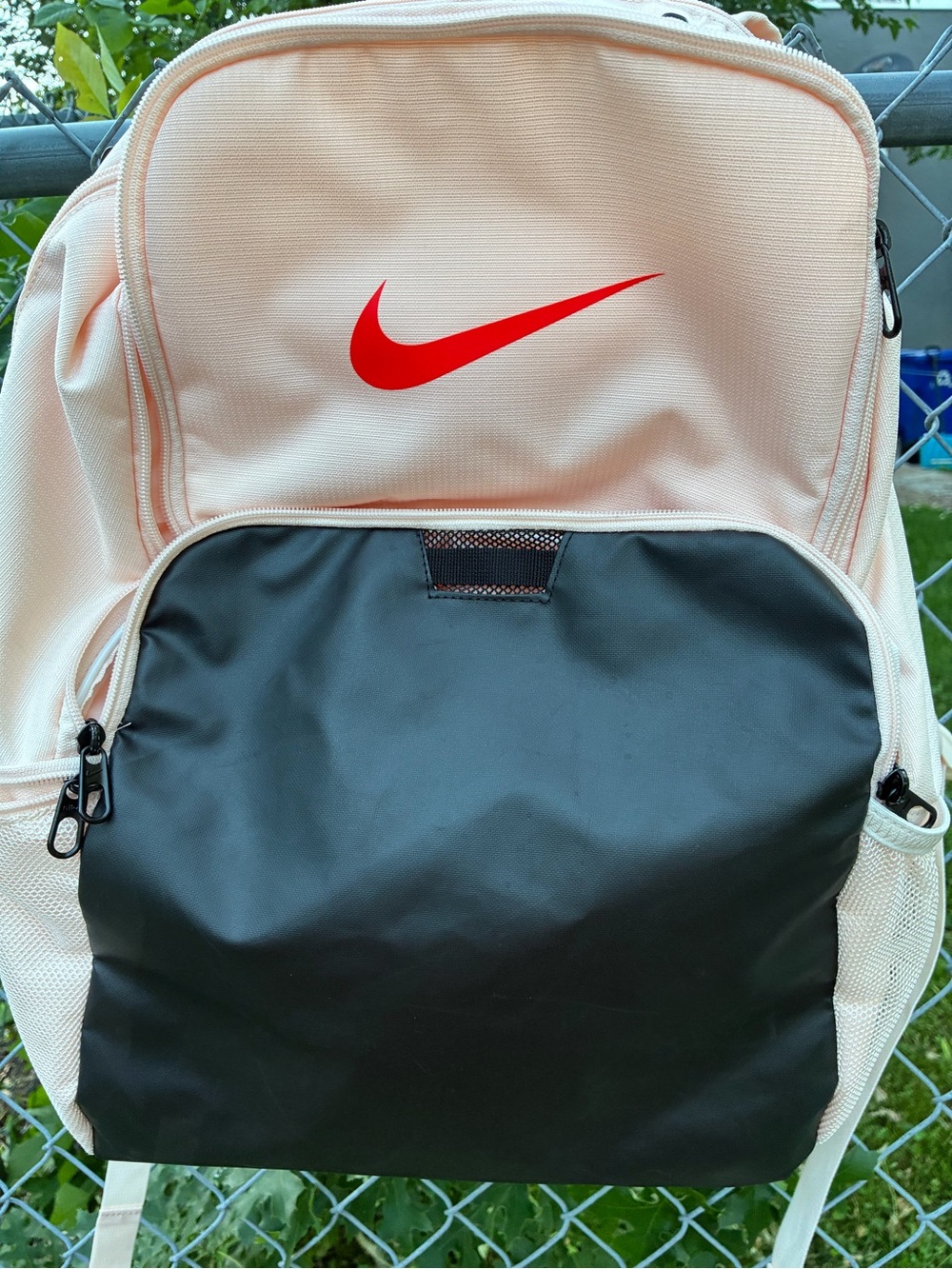 Nike Brasilia 9.5 Backpack - Guava Ice, Black & Bright Crimson NWOT / Never used